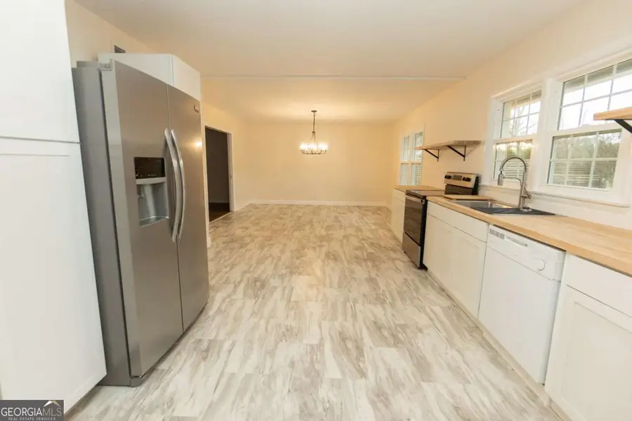 901 E Waring Street, Waycross, GA 31501 - #2