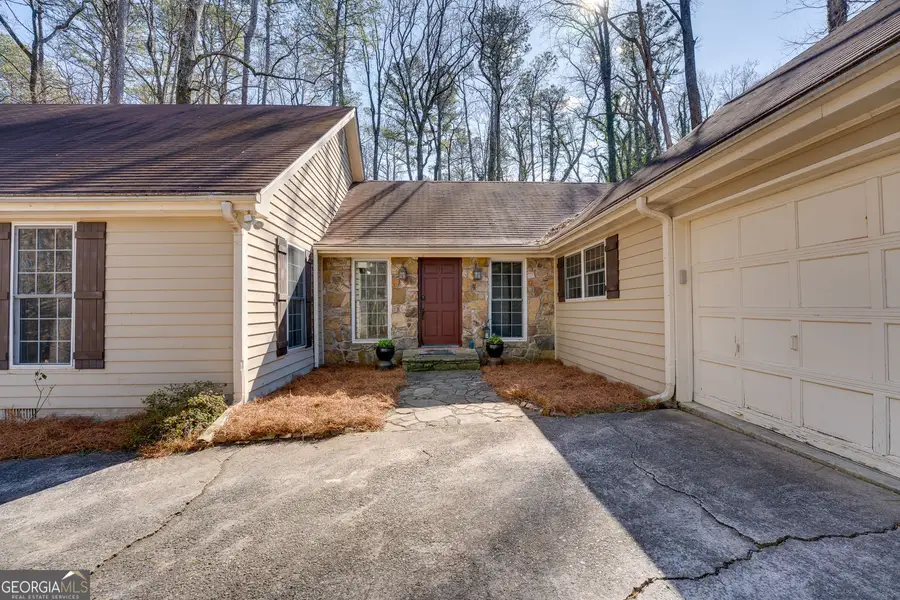 1100 Willow Bend, Roswell, GA 30075 - Image #3