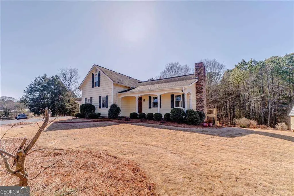 887 Big Springs Road Se, Calhoun, GA 30701 - #1