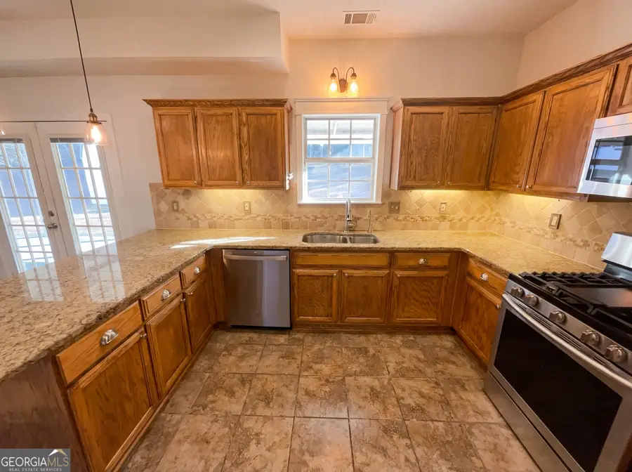 130 Glenwood Court, Hampton, GA 30228 - #3