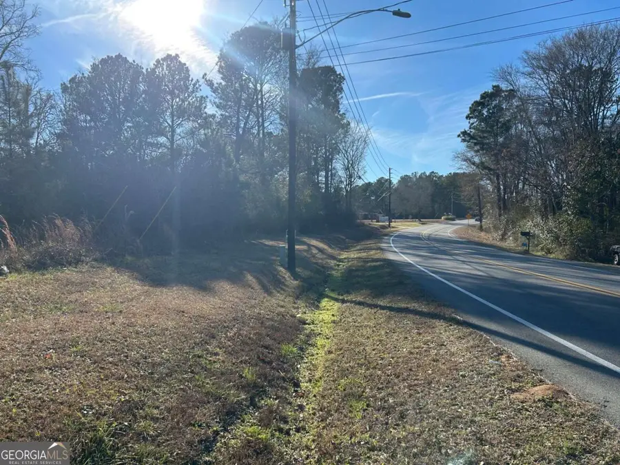 678 Dunlap Road Ne #A-14, Milledgeville, GA 31061 - Image #2