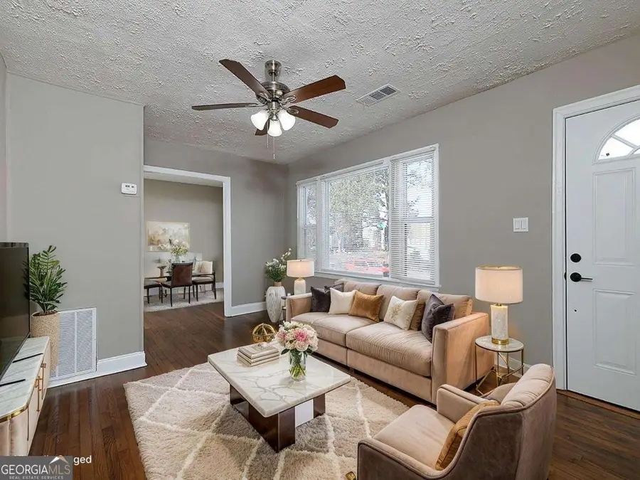 1306 Kasandra Drive Se, Marietta, GA 30067 - Image #2