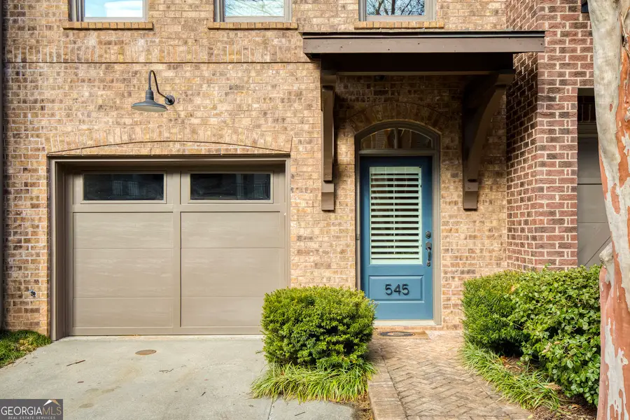 545 Canton Walk, Roswell, GA 30075 - Image #2