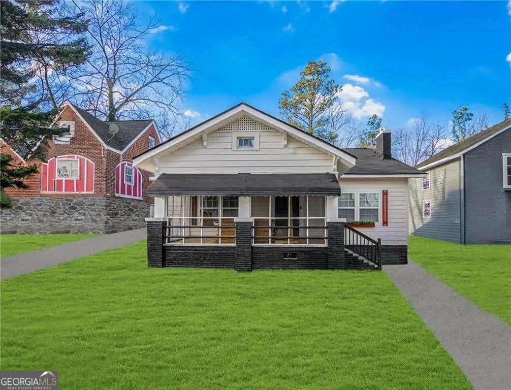 684 S Elizabeth Place Nw, Atlanta, GA 30318 - Image #1