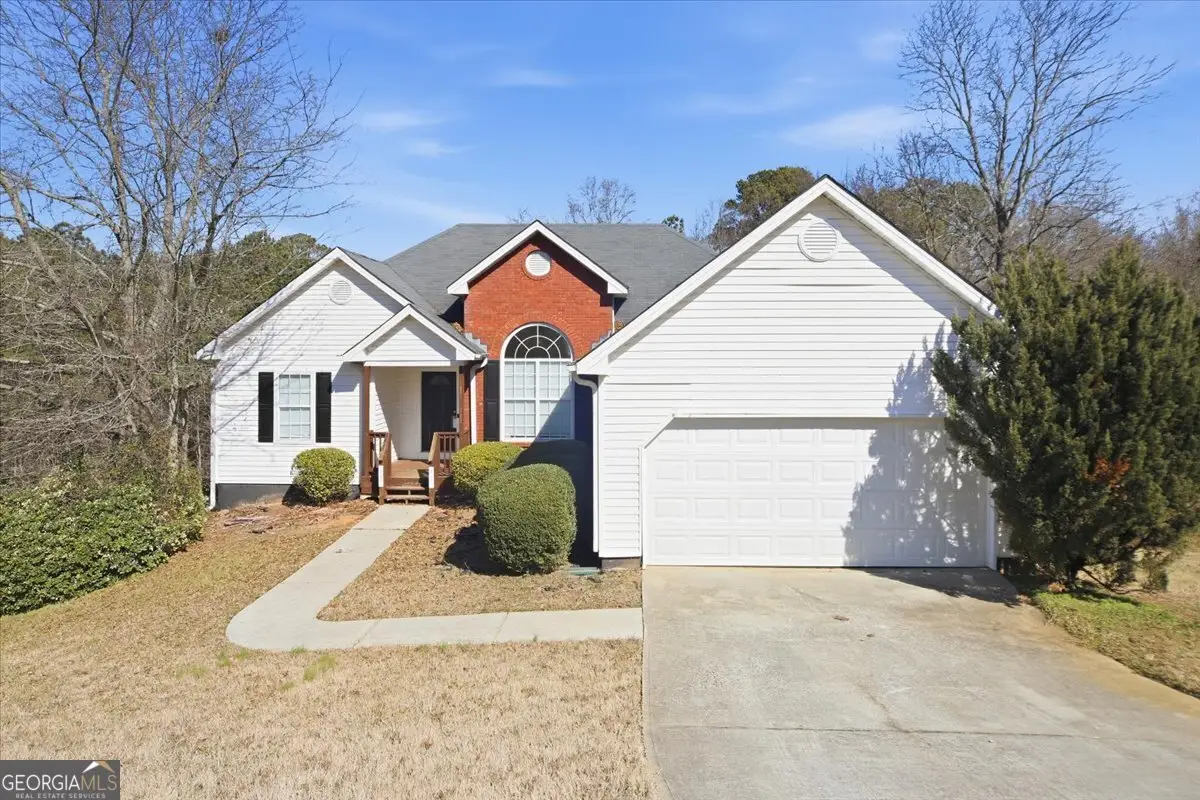 232 Cambridge Dr, Loganville, GA 30052 - #1