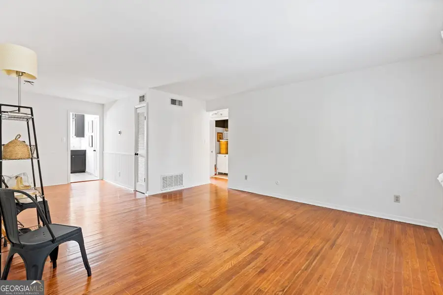 3510 Roswell Road #M3, Atlanta, GA 30305 - #2