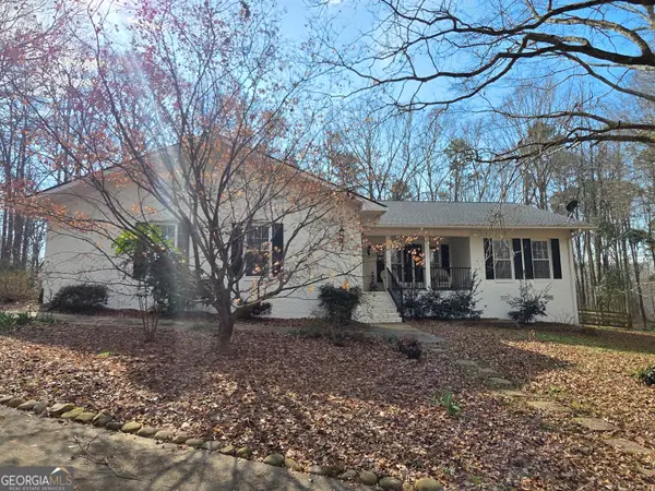 406 Hidden Lakes Trail, Jefferson, GA 30549