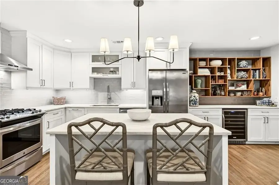 953 Sharon Circle Se, Smyrna, GA 30080 - Image #2