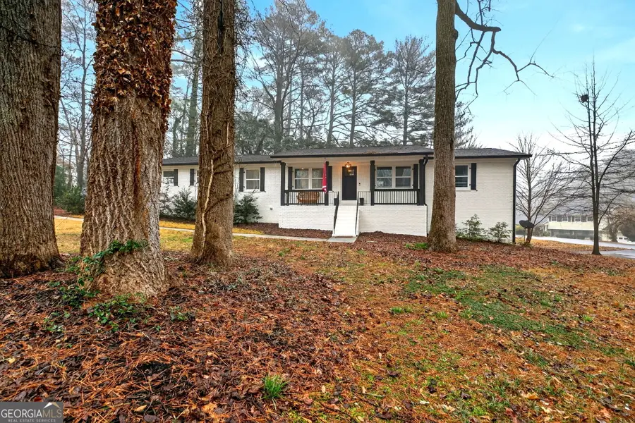 10 Valley Forest Lane Se, Smyrna, GA 30082 - Image #2