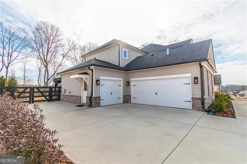 226 Carmichael Drive, Canton, GA 30115 - Image #3