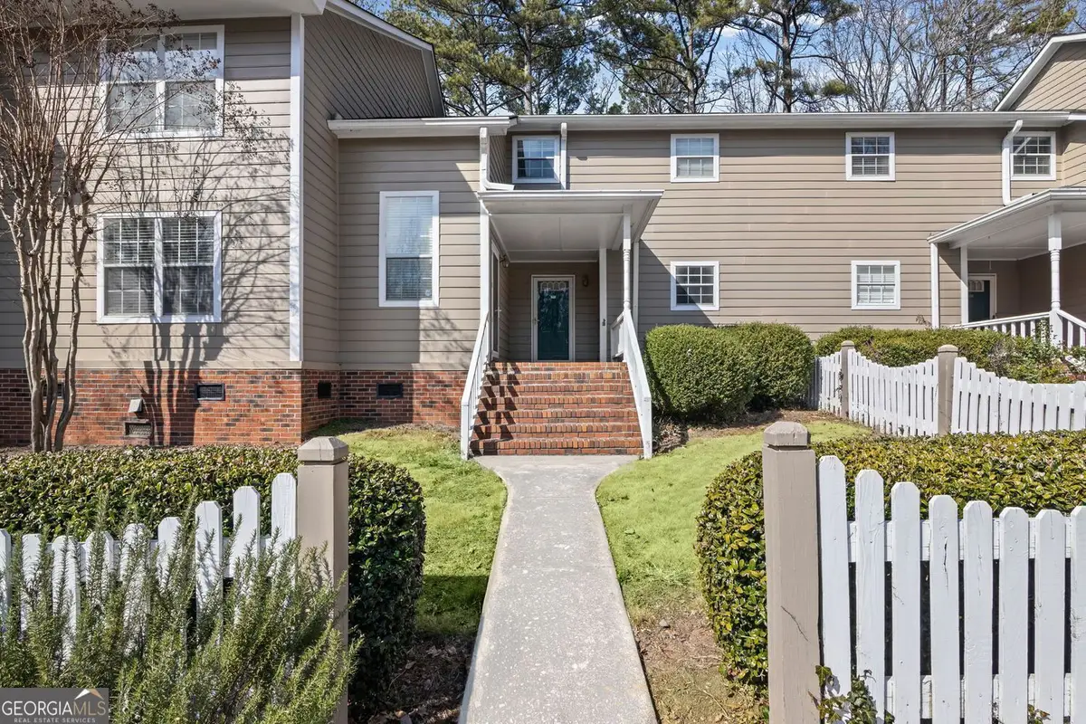 4494 Pineridge Circle, Dunwoody, GA 30338 - Image #1