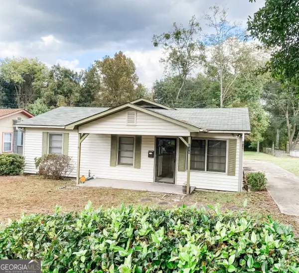 618 Robinson Drive, Jesup, GA 31545