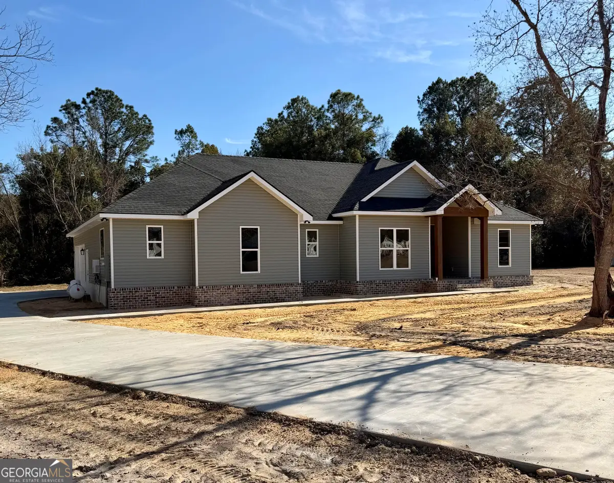 3809 Deer Run Dr., Blackshear, GA 31516 - #1