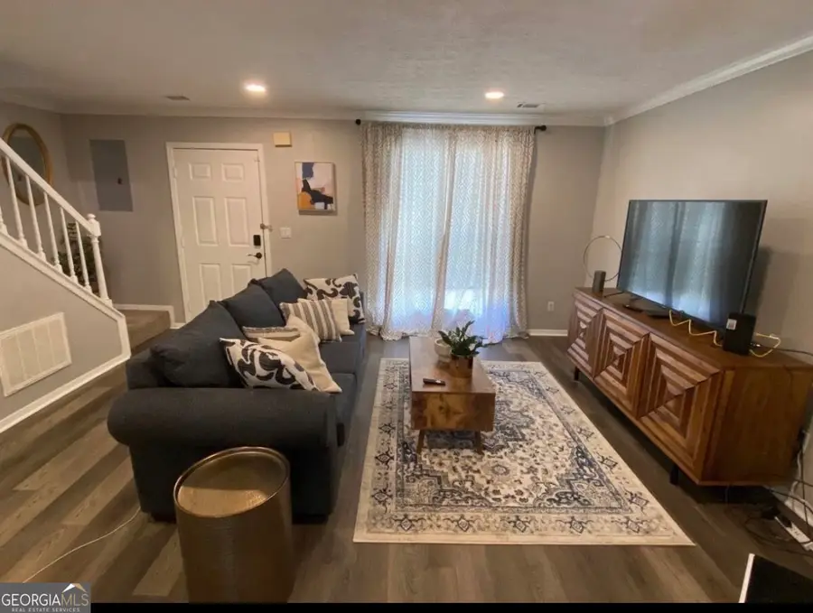 5743 Wells Circle, Stone Mountain, GA 30087 - #2