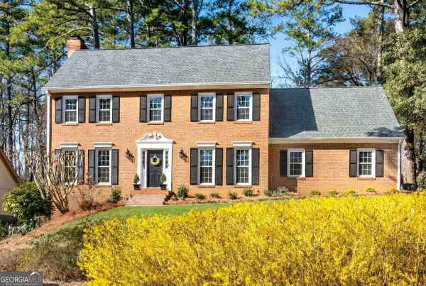 4822 Hampton Lake Drive, Marietta, GA 30068