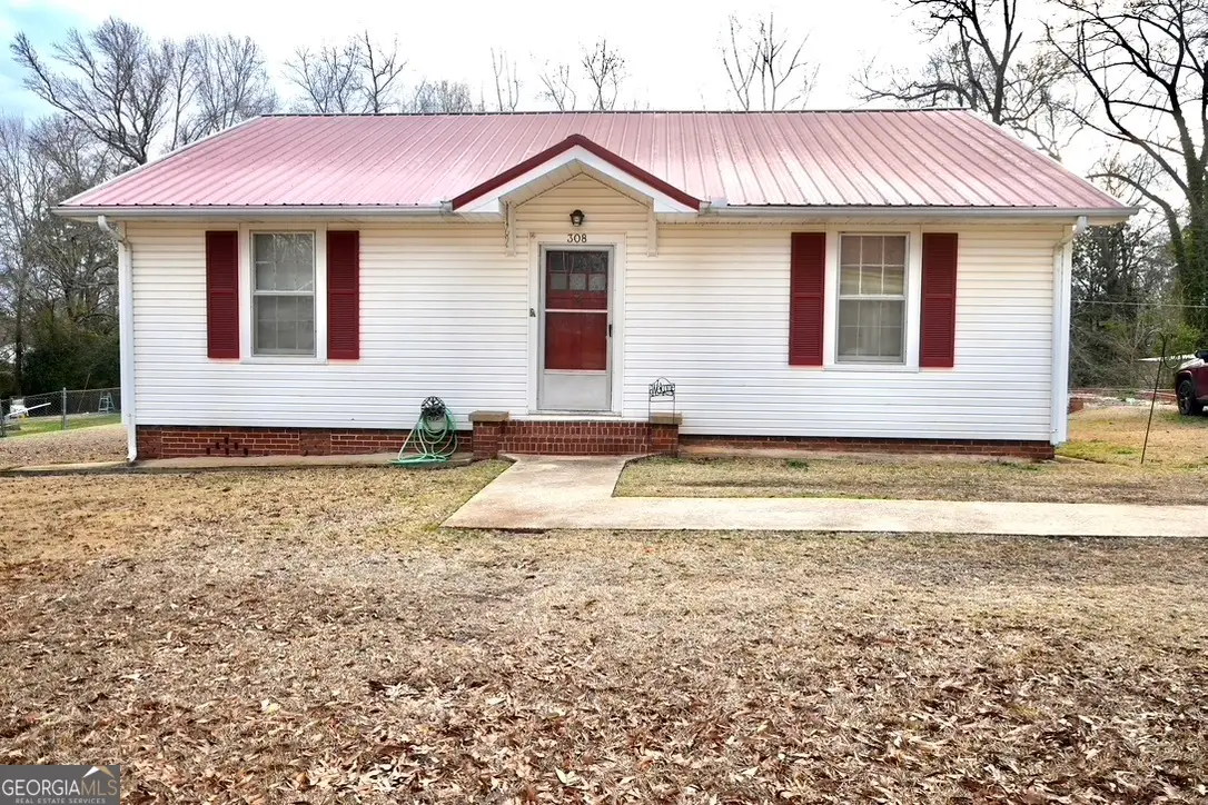 308 Combs St., Valley, AL 36854 - #1