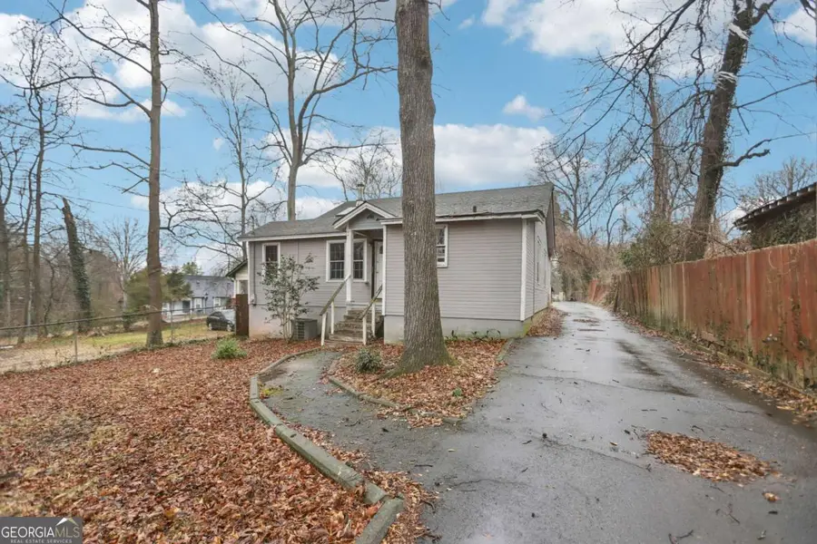 225 Walthall Avenue Se, Marietta, GA 30060 - #2