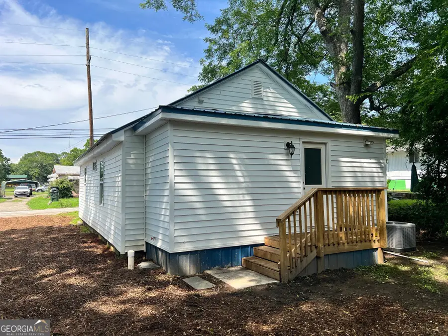 416 E Gordon Street, Elberton, GA 30635 - #2