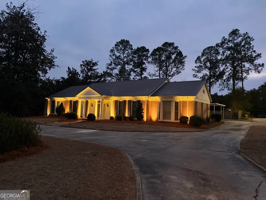 95 W Willow Creek Lane, McRae Helena, GA 31055 - #2