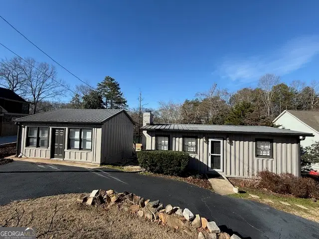 6052 Seminole Drive, Flowery Branch, GA 30542 - #1