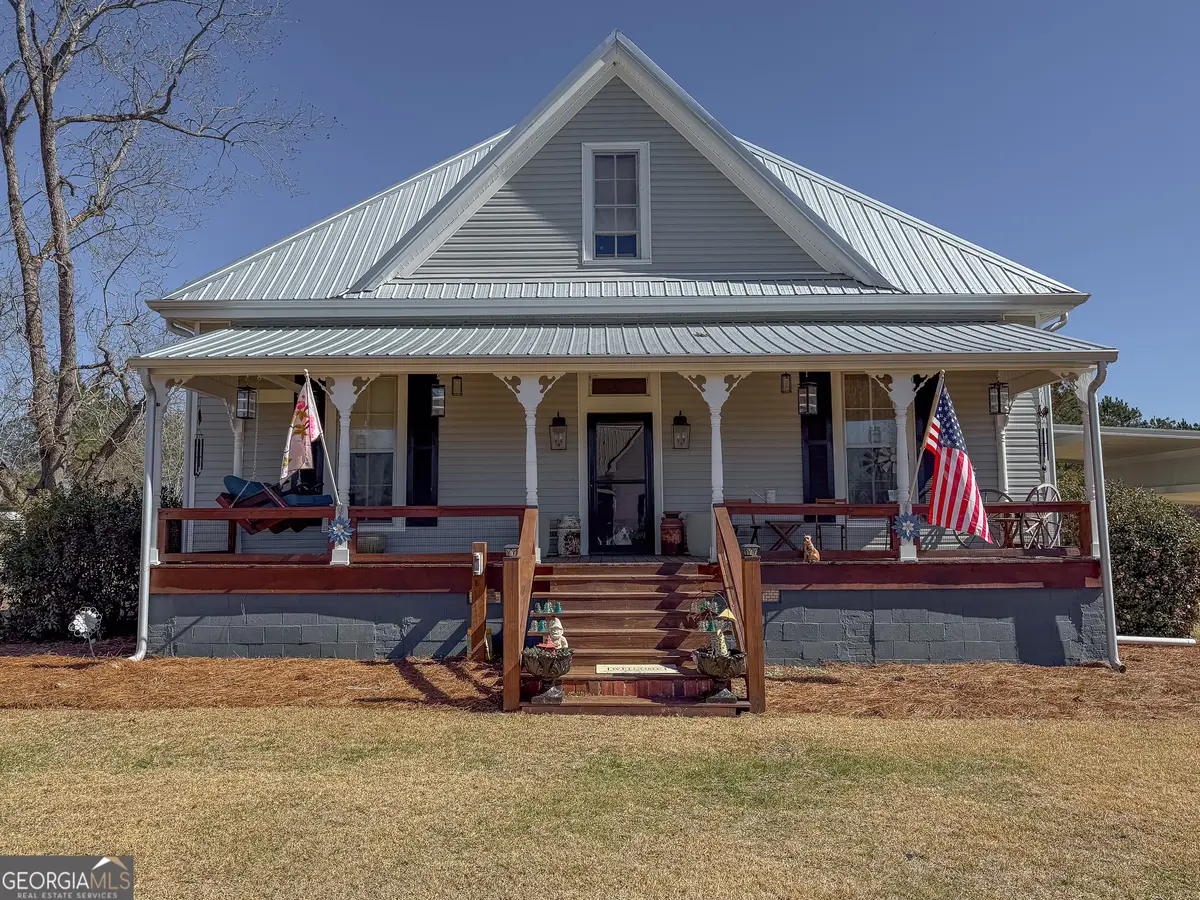 162 College Street Sw, Parrott, GA 39877 - #1