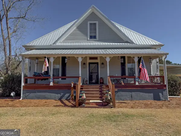 162 College Street Sw, Parrott, GA 39877