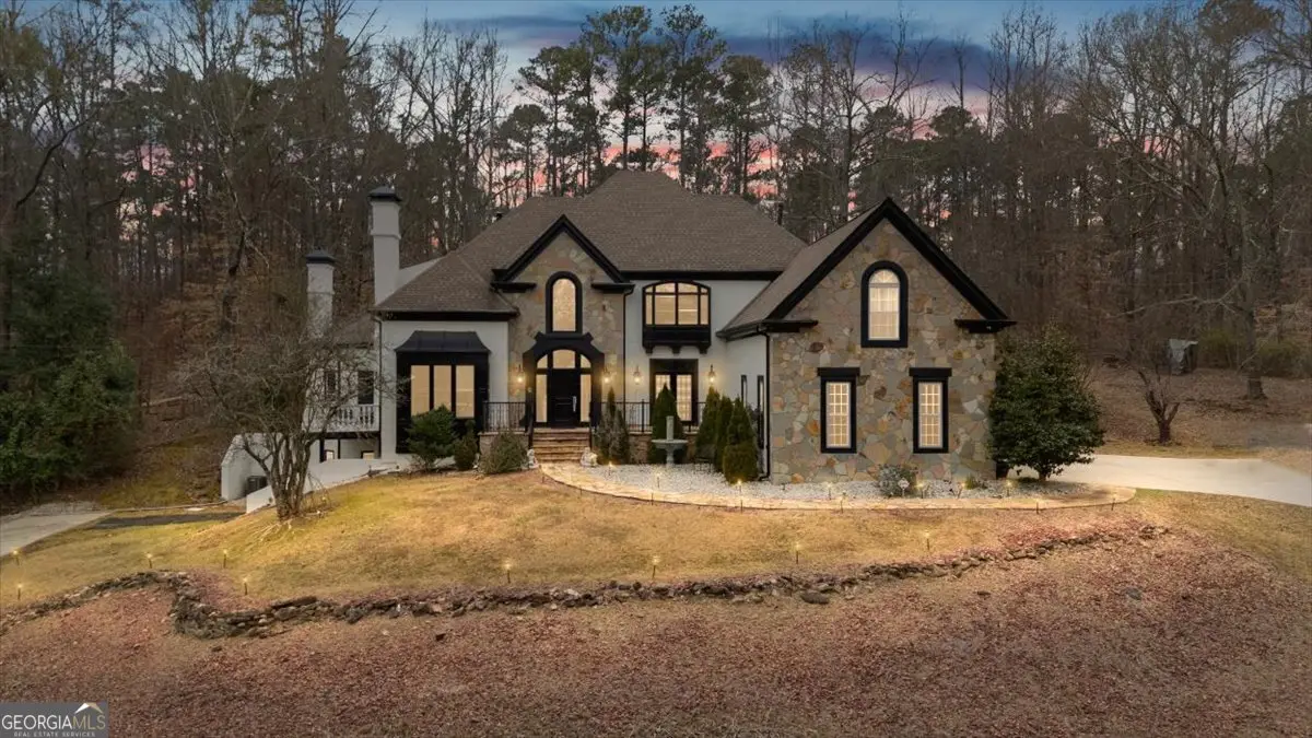 2878 Heather Row Ridge Sw, Lilburn, GA 30047 - #1