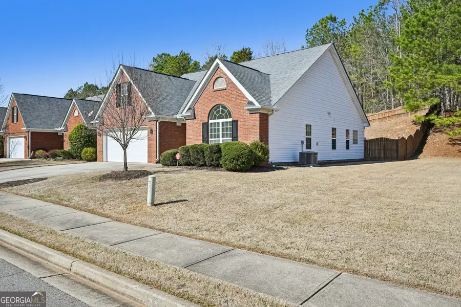 25 Pacific Avenue, Sharpsburg, GA 30277 - #2