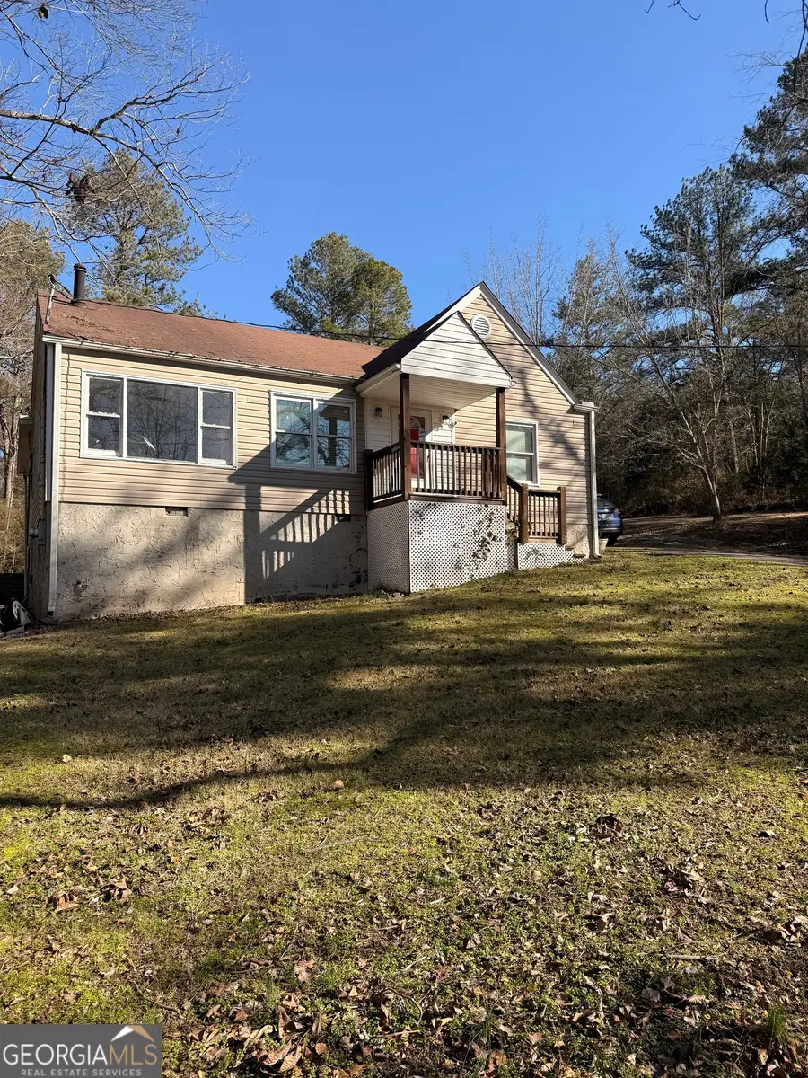 2452 Lakeshore Drive Ne, Conyers, GA 30012 - #2