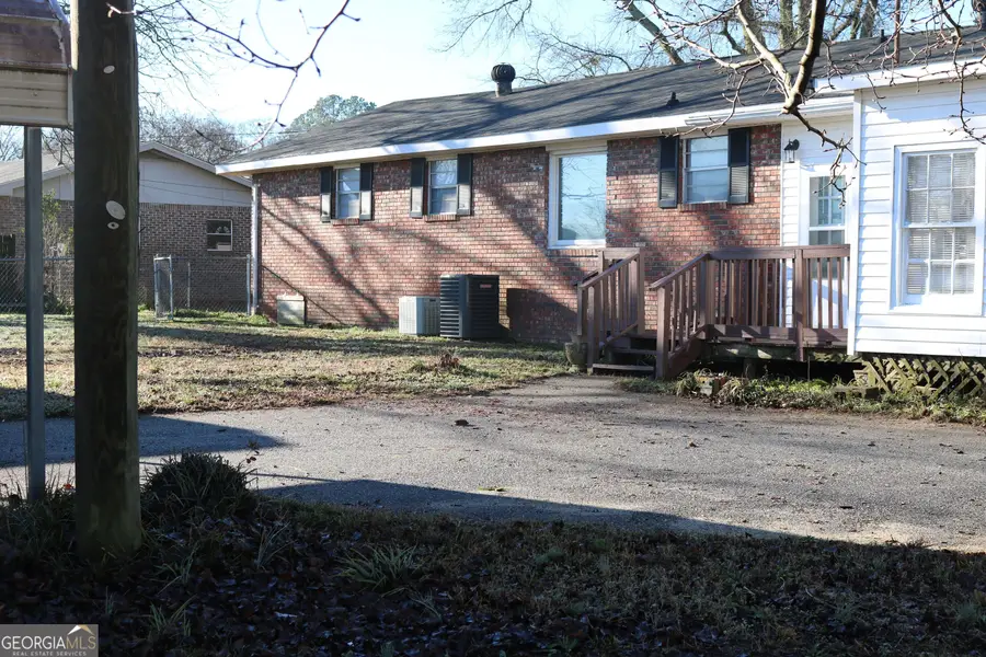 640 Gholston Street, Comer, GA 30629 - #2