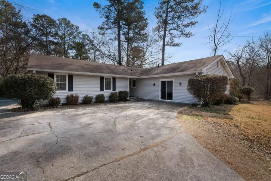 1384 Country Way Lane Ne, Conyers, GA 30012 - #2