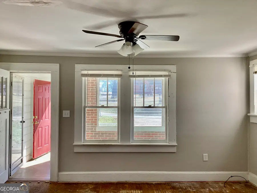 64 College Avenue, Commerce, GA 30529 - #3