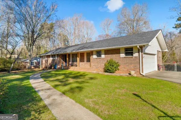 3137 Beechwood Drive, Lithia Springs, GA 30122