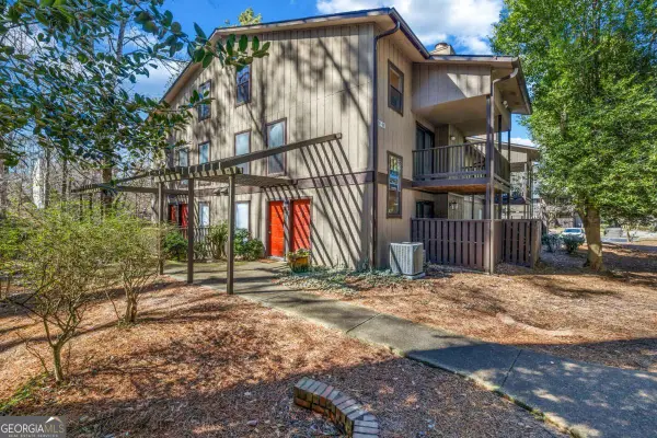 901 River Run Drive, Atlanta, GA 30350