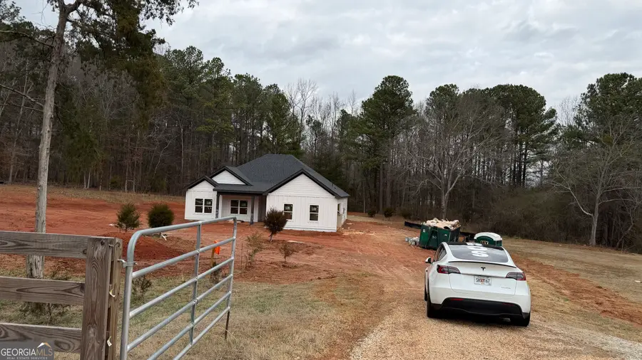 337 W Ridgeway Road, Maysville, GA 30558 - #3