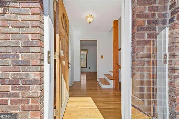 213 Parkwood Drive Ne, Kennesaw, GA 30144