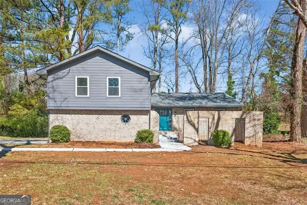 3940 Pinehurst Valley Drive, Decatur, GA 30034