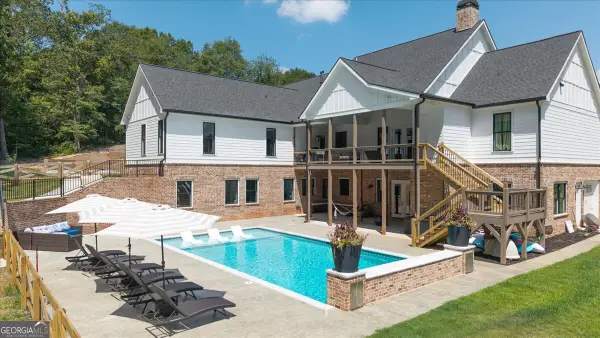 1380 Cronic Town Road, Auburn, GA 30011