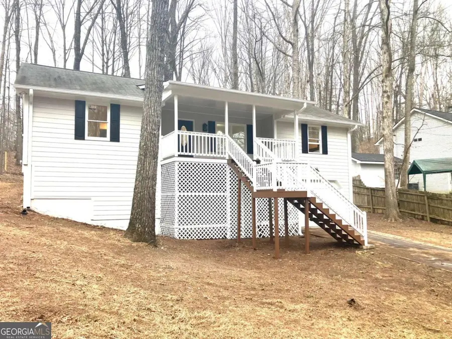 8510 Lynn Drive, Gainesville, GA 30506 - #2