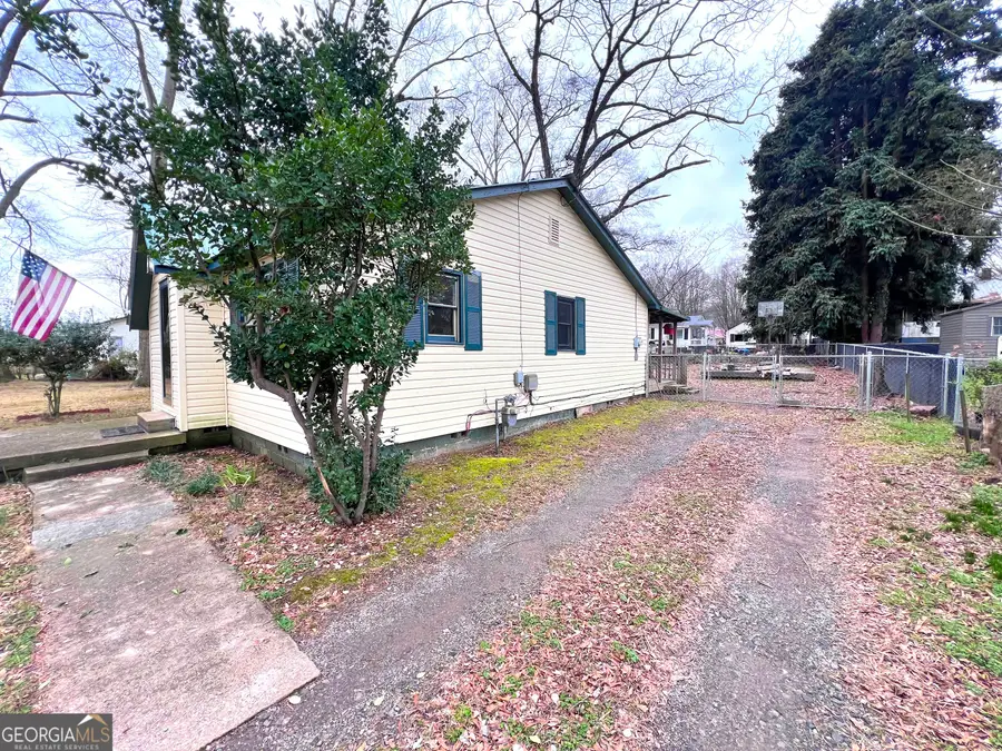 97 S Pine Street, Trion, GA 30753 - #3