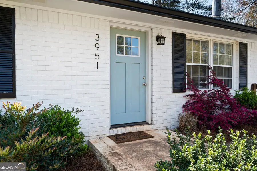 3951 Garden Circle, Acworth, GA 30101 - #3