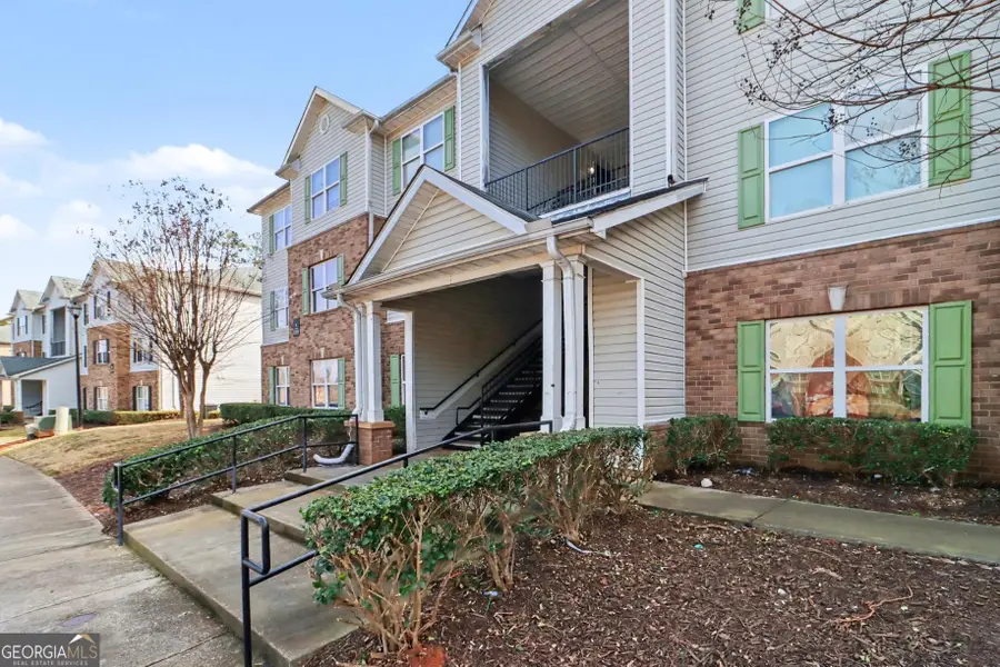 9102 Fairington Ridge Circle, Lithonia, GA 30038 - #2