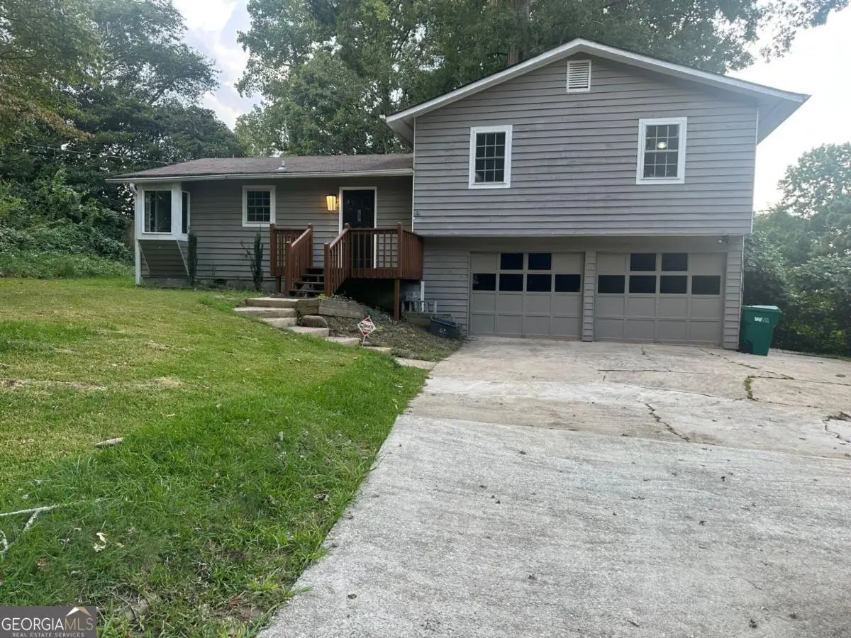 1758 Eric Circle, Lawrenceville, GA 30043 - #1