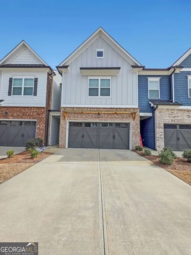5316 Briggs Street, Flowery Branch, GA 30542 - #2