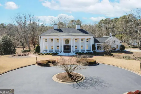 1445 Hillside Drive, Grayson, GA 30017