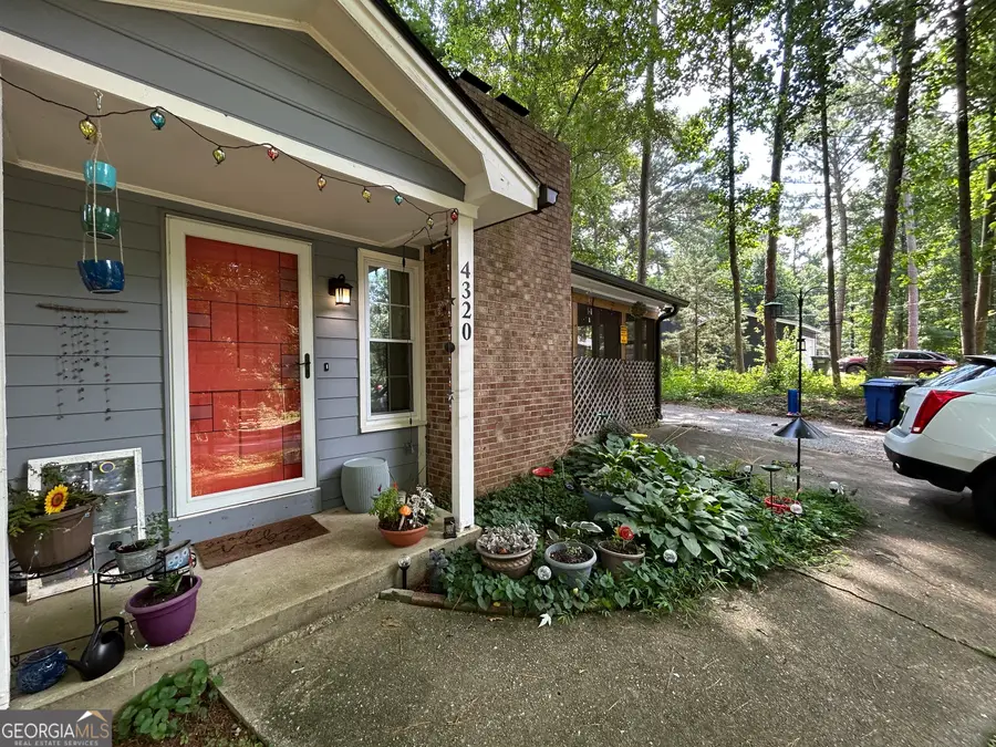 4320 Cary Drive, Snellville, GA 30039 - #3
