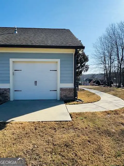 1460 Mineral Springs Road, Hoschton, GA 30548