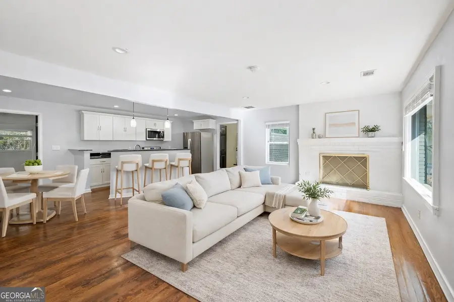 240 W Lake Drive Nw, Atlanta, GA 30314 - #3