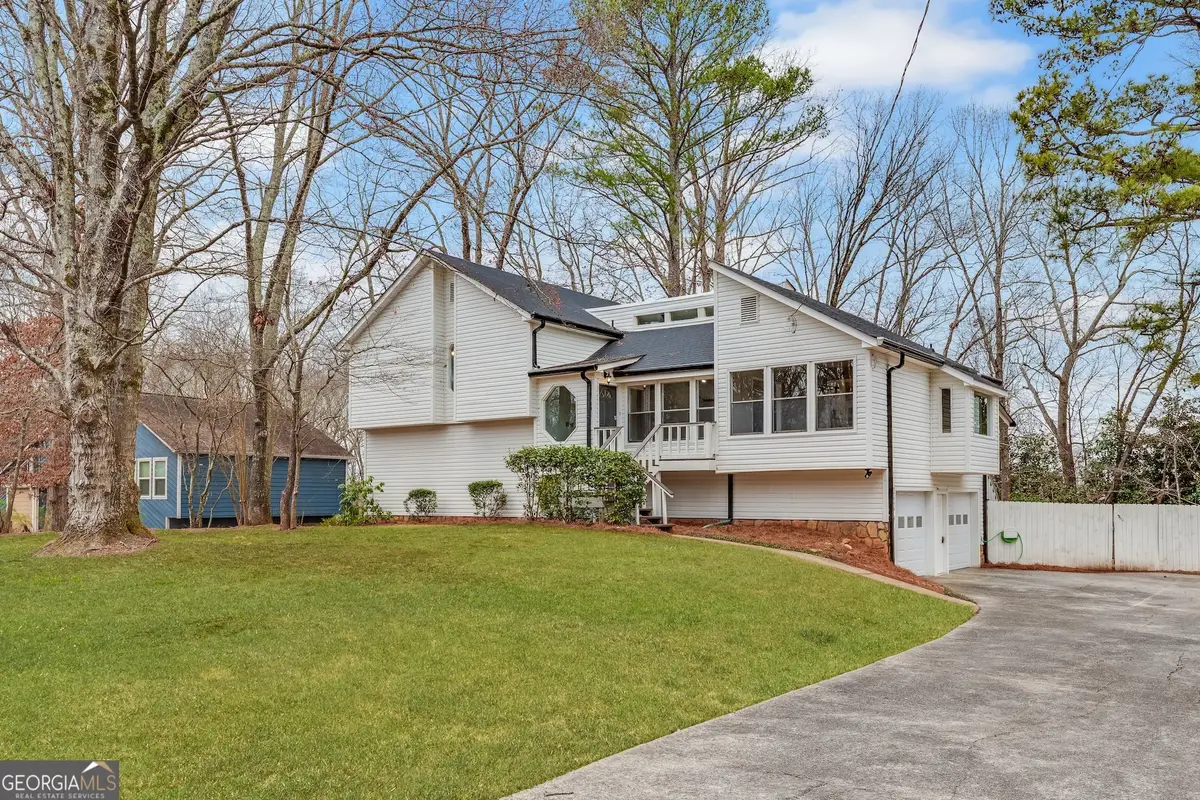 177 W Putnam Ferry Road W, Woodstock, GA 30189 - #1