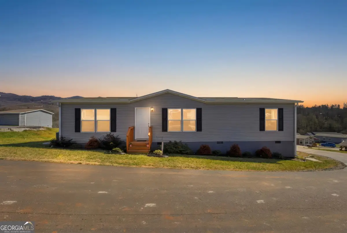 121 N Gemstone Avenue, Franklin, NC 28734 - #1